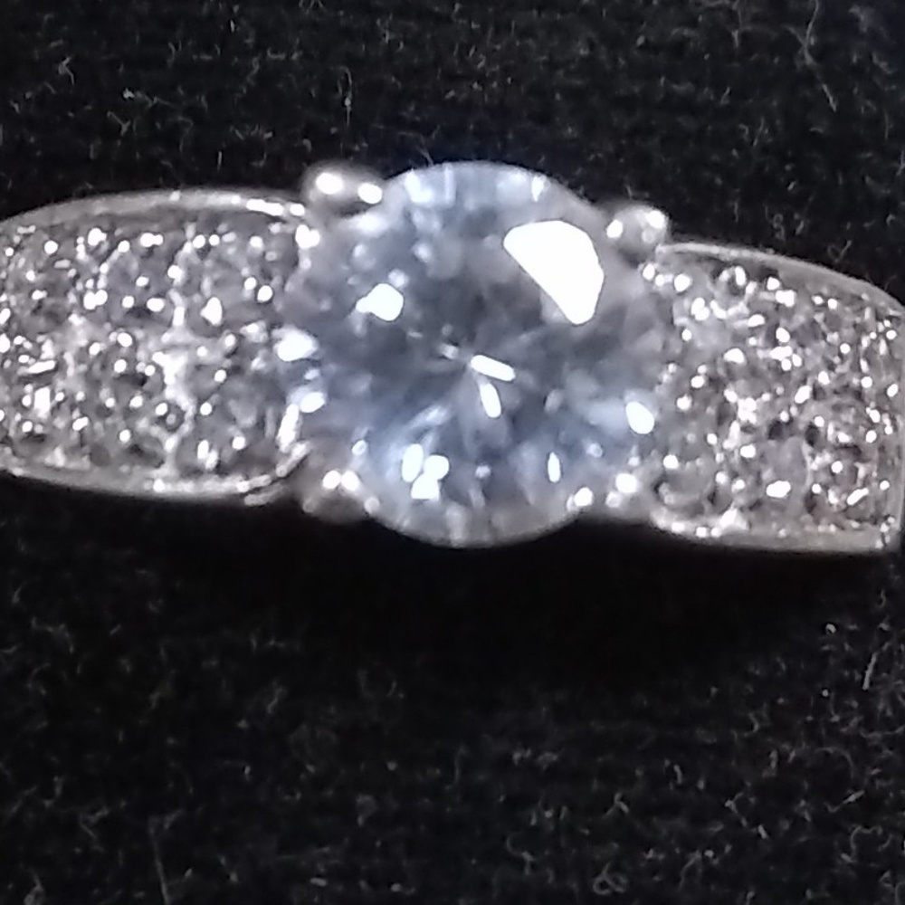 Womens CZ Sterling Silver size 6.5 Ring - (Safe)